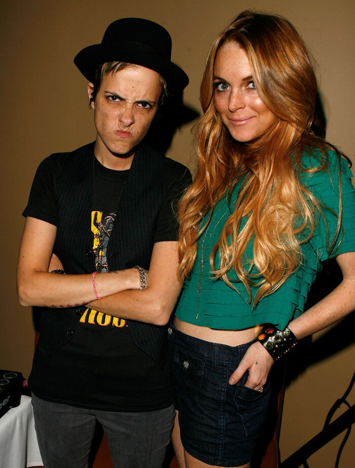 Lindsay Lohan continues to erase her queer relationship with Samantha