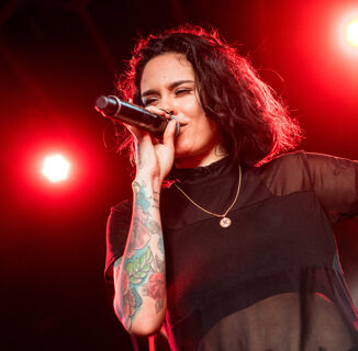 Remember the time Kehlani gave Demi Lovato a sexy surprise onstage?