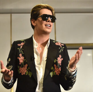 Milo Yiannopoulos Says He Was Harassed by ‘Hambeast Lesbians’ in NYC Bar