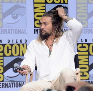 ‘Justice League’ Star Jason Momoa Under Fire for Resurfaced Rape Comments