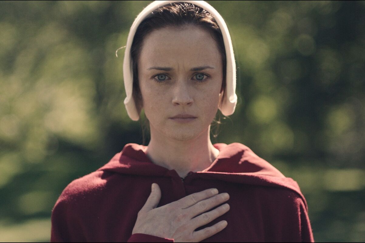 ‘The Handmaid’s Tale’ Wins Best Drama Series at the Golden Globes INTO
