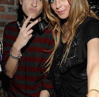 Lindsay Lohan continues to erase her queer relationship with Samantha Ronson