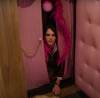 Come Take a Tour of Cara Delevingne’s Vagina Palace!