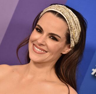 “Schitt’s Creek” Inspired Emily Hampshire to Come Out