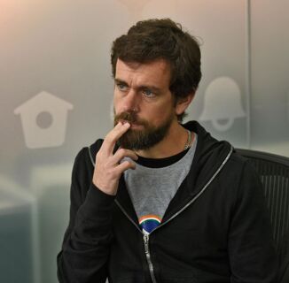 What Does Jack Dorsey’s Departure from Twitter Spell Out for Queer Users?