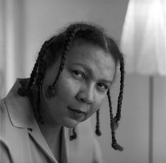 Queer Writers Mourn the Passing of Trailblazing Writer bell hooks