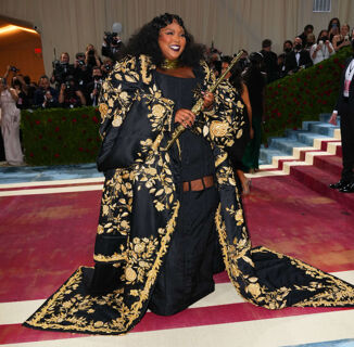 Lizzo’s Impromptu Flute Performance at the Met Gala is the Exact Energy We Need Right Now