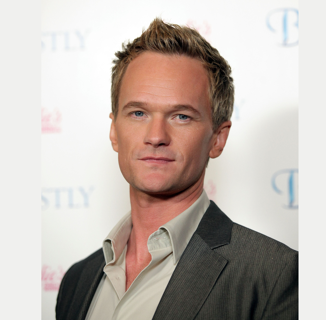 Neil Patrick Harris Got in Character for “Uncoupled” in the Horniest Way Possible