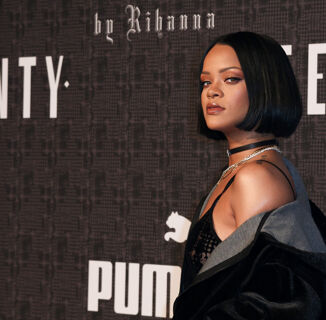 Rihanna Brilliantly Trolls Haters After Superbowl Announcement