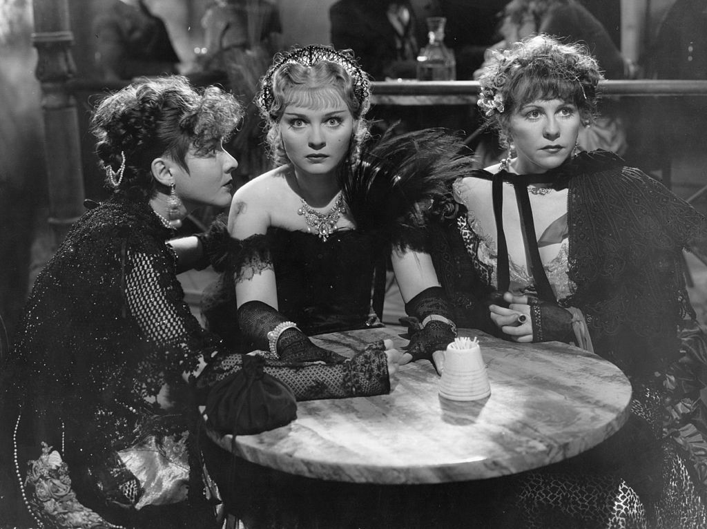 This Forgotten French Novel Explores Lesbian Sex in the Parisian Underworld