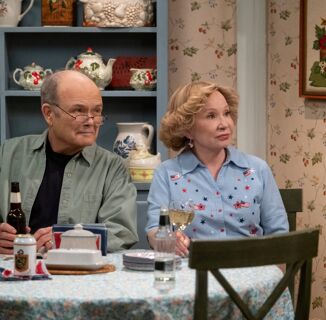 <I>That ‘90s Show</I> Brings a New Decade, but the Same Old Laughs, to TV in New Teaser