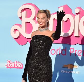Margot Robbie Really Wants to Play More Queer Roles