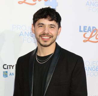 <strong>David Archuleta Talks Coming Out, Performing At LOVELOUD, & His Dream Collab</strong>