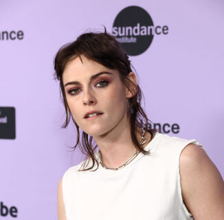 Kristen Stewart with a mullet and a jockstrap on is the gayest thing on the internet