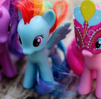 Cops in Russia shut down My Little Pony convention over fears it was too gay-friendly