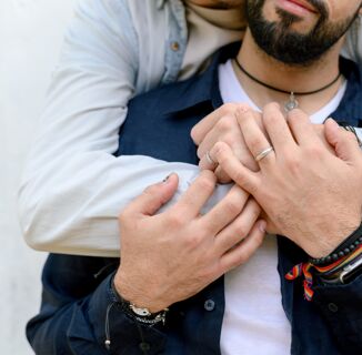 Gay men are dating blind thanks to this matchmaking service