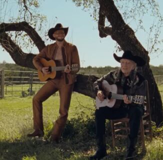 Willie Nelson & Orville Peck just sang a very gay country duet together