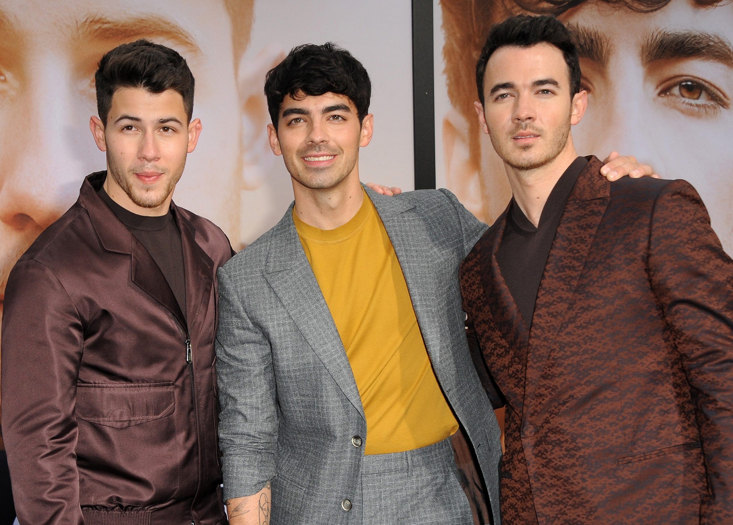 Everyone's regretting crushing on this throwback hunk after he revealed ...